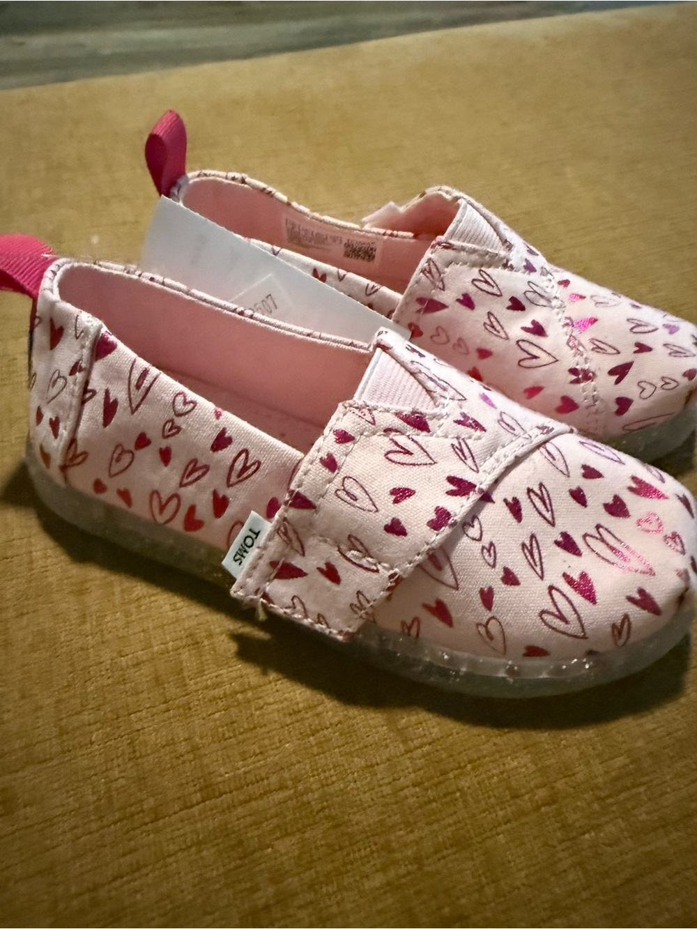Toms Girls Pink Heart Canvas Slip-On Sneakers